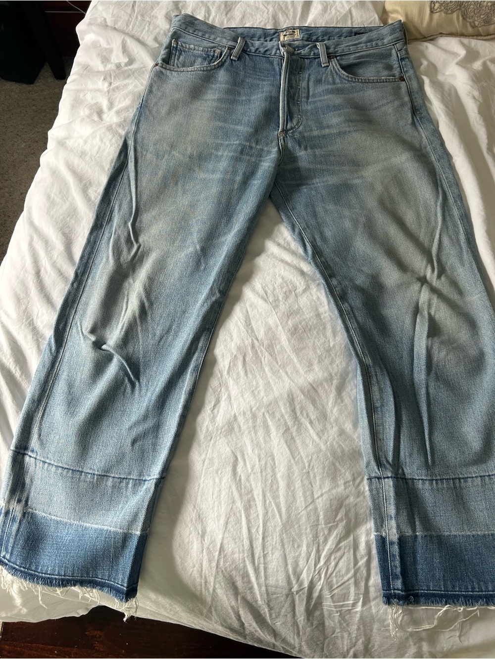Citizens Of Humanity light blue Cora cropped undone hem denim jeans